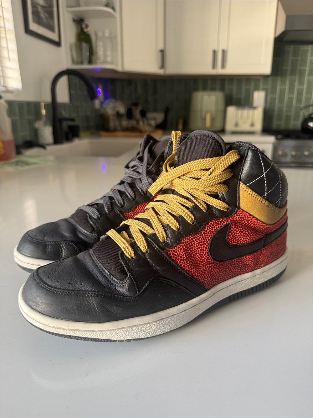 Nike Court Force High Premiums